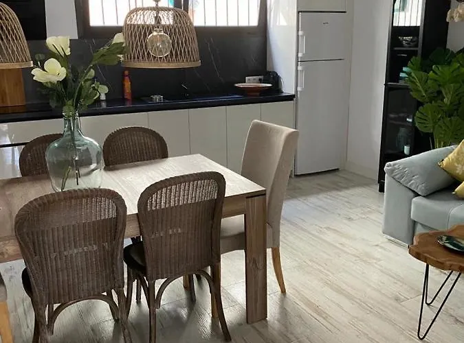 Eterna Primavera, A 40m De La Piscina Natural Punta Mujeres