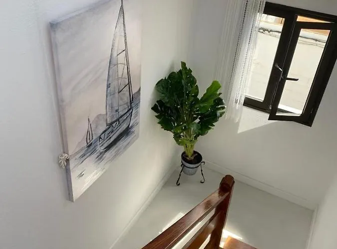 Eterna Primavera, A 40m De La Piscina Natural *